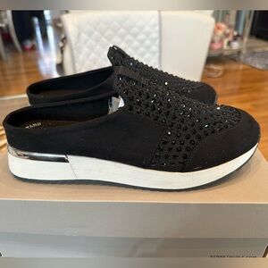 Kenneth Cole Reaction Carol Mule Slip On Black Size 8 Like New